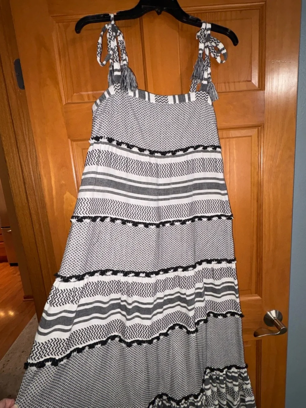 Veronica Beard Quartz Black & White Tie-Shoulder Maxi Dress - Small - Picture 7 of 11